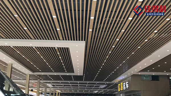 鋁方通廠家預(yù)測今年鋁方通哪款火爆