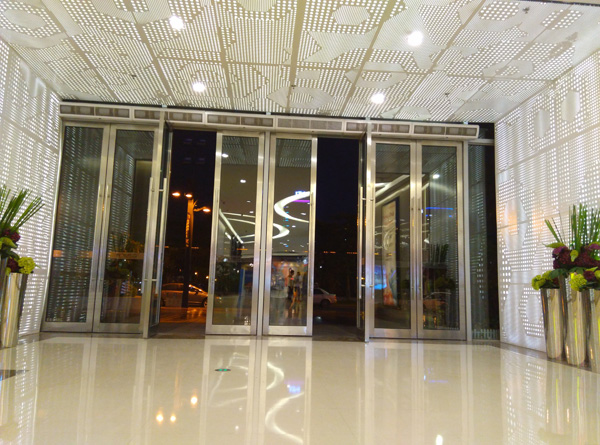 佳得利案例1佛山廣場(chǎng)中心